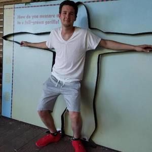 Meet your Posher, Travis